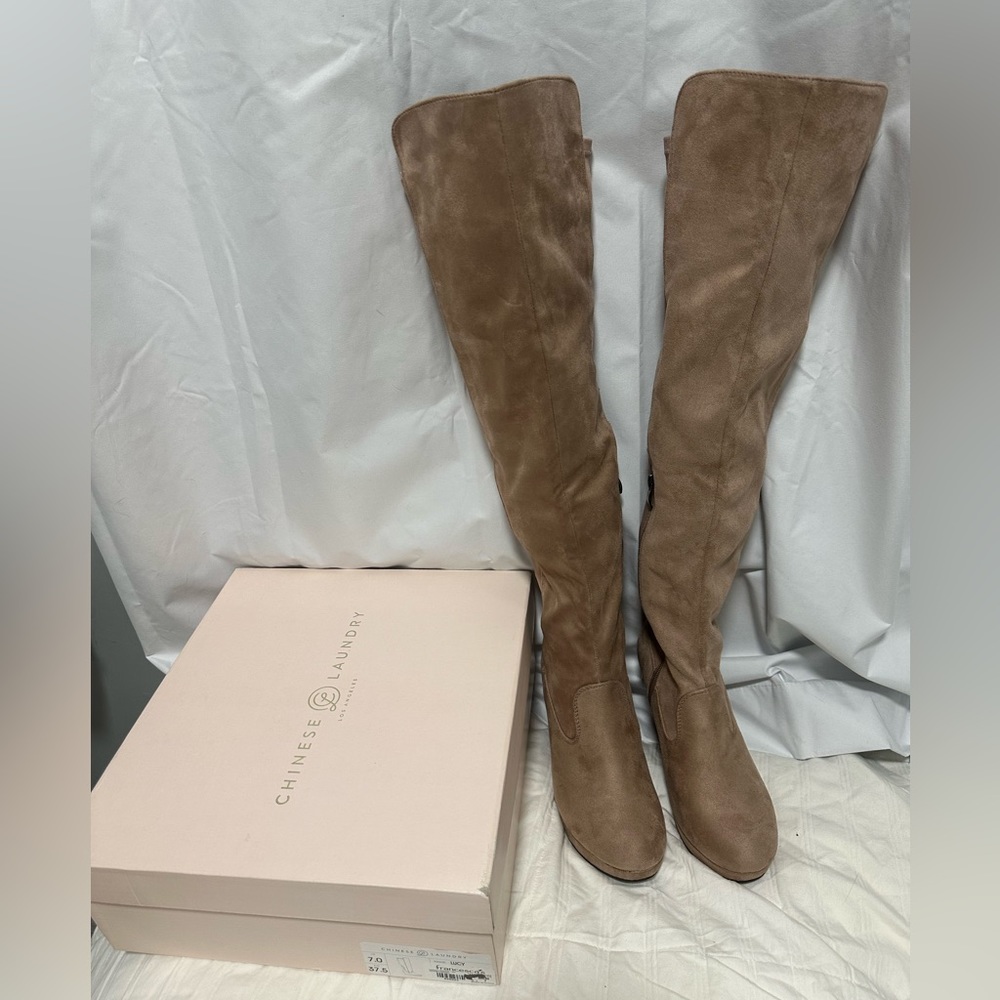 Chinese Laundry Lucy Over Knee Taupe Platform Boot Size 7
